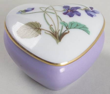 Imperatrice Eugenie Heart Shape Box & Lid