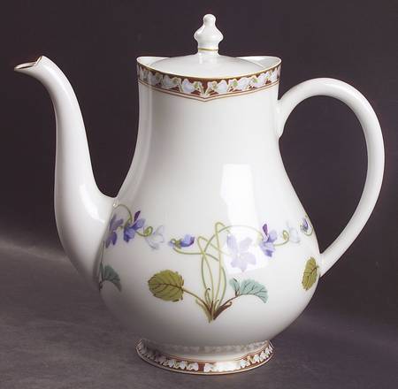 Imperatrice Eugenie Coffee Pot & Lid