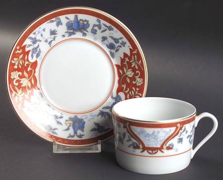 Imari Rouge Flat Cup & Saucer Set