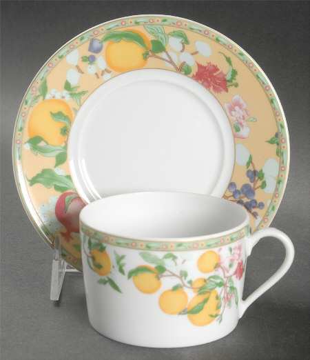 Jardin D'Eden (White Rim) Flat Cup & Saucer Set