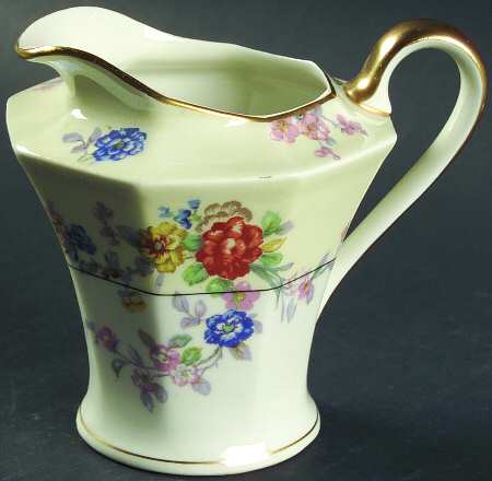 Jewel (Cream & White) Creamer