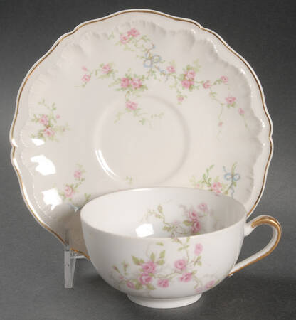 Juliet Flat Cup & Saucer Set