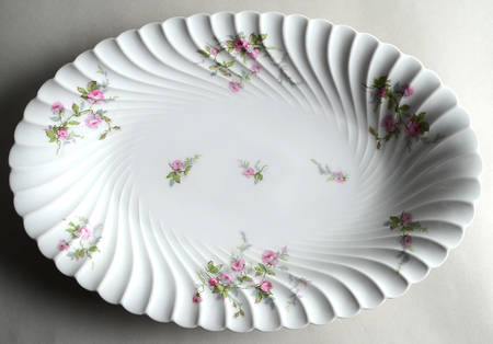 Julia (Red Backstamp) 15" Oval Serving Platter