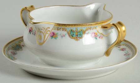 Juno Gravy Boat with Attached Underplate