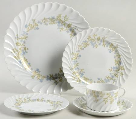 Lacelle 5 Piece Place Setting