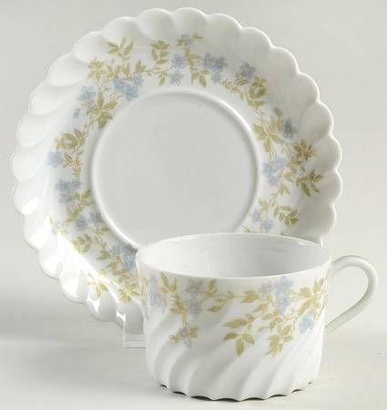 Lacelle Flat Cup & Saucer Set