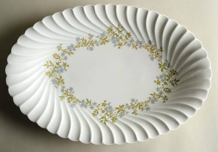 Lacelle 15" Oval Serving Platter