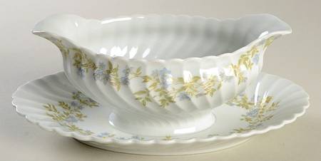 Lacelle Gravy Boat with Attached Underplate by Haviland