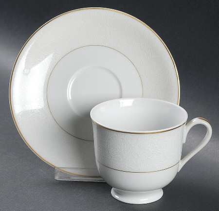 Lachere Footed Cup & Saucer Set