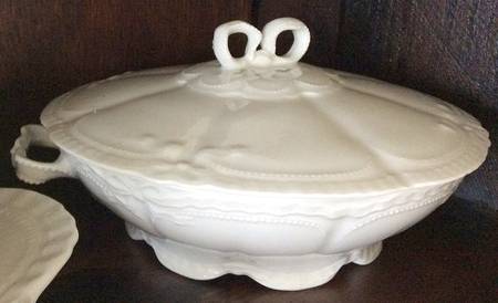 Lamballe Round Covered Vegetable