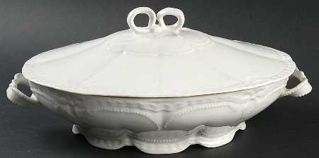 Lamballe Oval Covered Vegetable