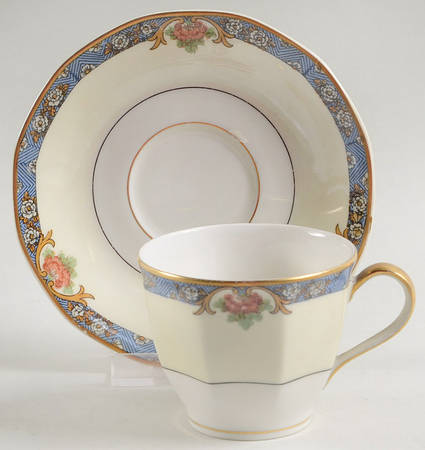 Langeais Flat Demitasse Cup & Saucer Set