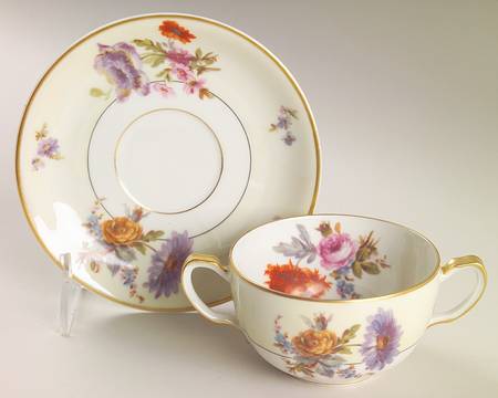 La Salle Flat Bouillon Cup & Saucer