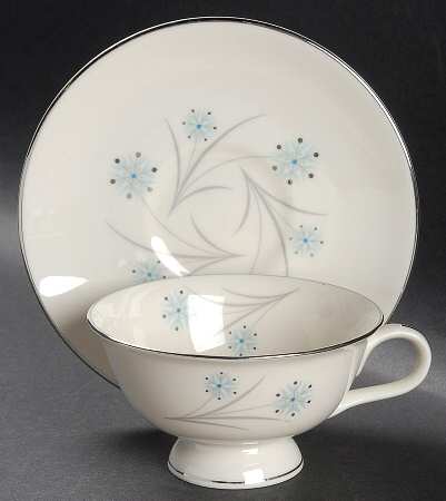 Lido Footed Cup & Saucer Set