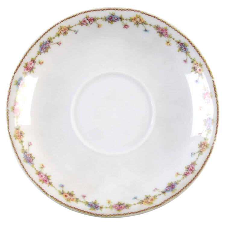 Louvre Saucer