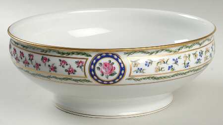 Louveciennes 9" Salad Serving Bowl