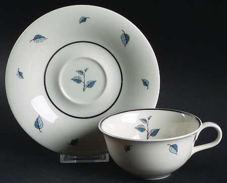 Luanda Flat Cup & Saucer Set
