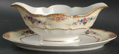 Lugano Gravy Boat with Attached Underplate