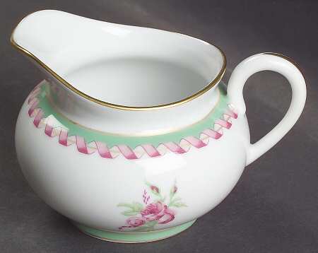 Marie Antoinette Creamer