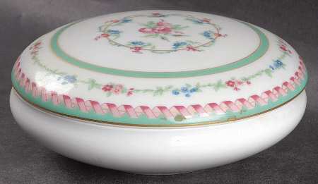 Marie Antoinette Round Box & Lid