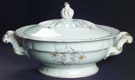 Marnelle Round Covered Vegetable