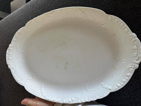 Marseille (All White) 17" Oval Serving Platter