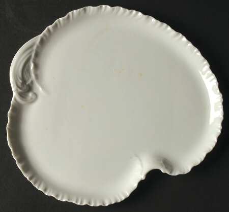 Marseille (All White) 9" Oval Tray