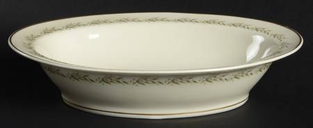 Mayflower (France) 10" Oval Vegetable Bowl