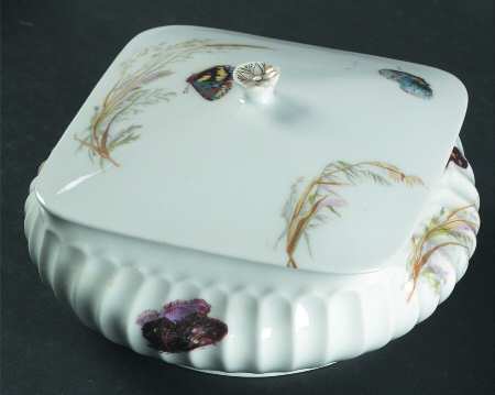 Meadow Visitors (Blank 413) Square Covered Butter with Strainer