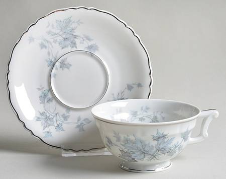 Mistral Footed Cup & Saucer Set