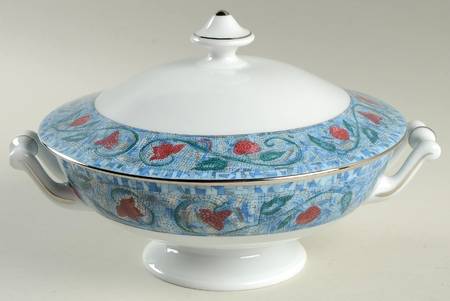 Mosaique and Fruit Fruit Mosaique (Platinum Trim) Round Covered Vegetable