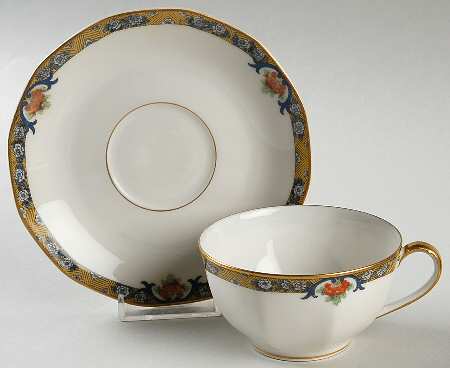 Mogul Flat Cup & Saucer Set