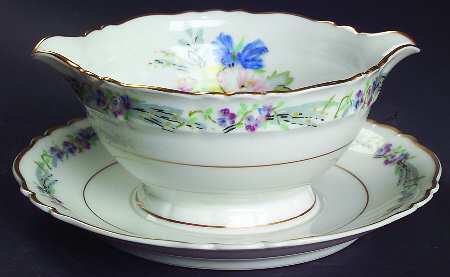 Morning Glory Gravy Boat with Attached Underplate