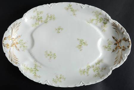Montebello 17" Oval Platter with Well