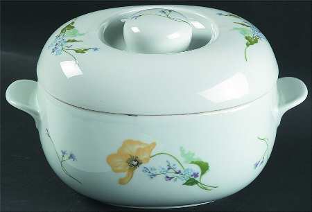 My Garden (Newer) 2 Quart Oval Covered Casserole