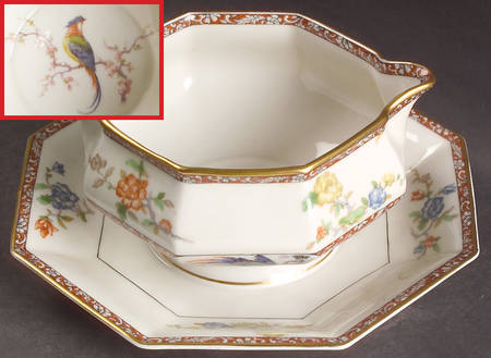 Nabob Gravy Boat with Attached Underplate
