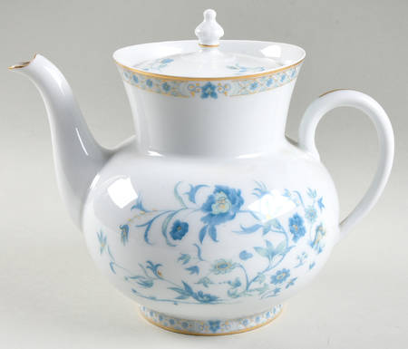 Nankin Teapot & Lid by Haviland