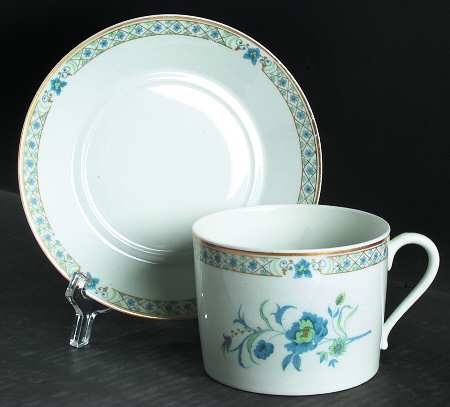 Nankin Oversized Cup & Saucer Set