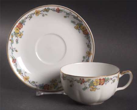 Nasturtium Flat Cup & Saucer Set