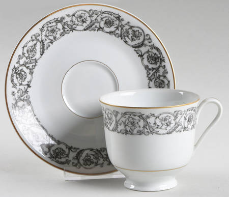 Navarre Footed Cup & Saucer Set