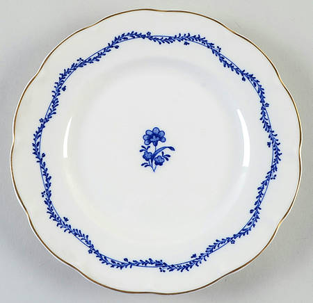 Nicolette Luncheon Plate