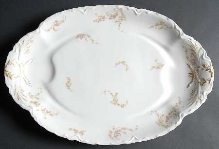 Norma 17" Oval Platter with Well