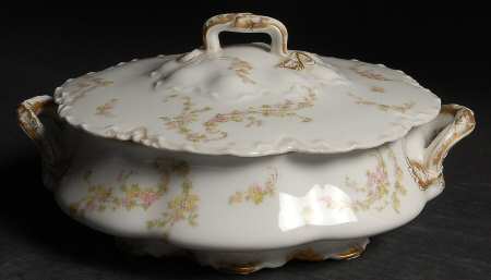 Norma Round Covered Vegetable