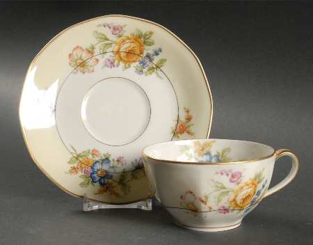 Nosegay (12 Sided) Flat Cup & Saucer Set