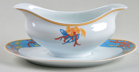 Oceane Gravy Boat with Attached Underplate