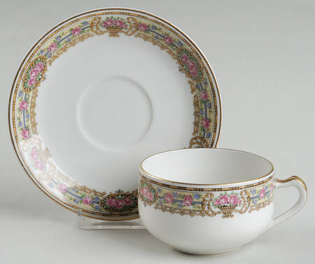 Ontario Flat Cup & Saucer Set