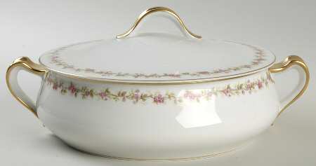 The Oporto Round Covered Vegetable