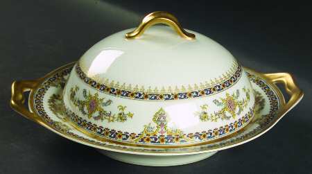 Oriental Round Covered Butter with Strainer