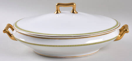 Orleans Oval Covered Vegetable