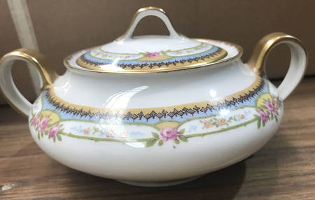 Paris Gold Sugar Bowl & Lid